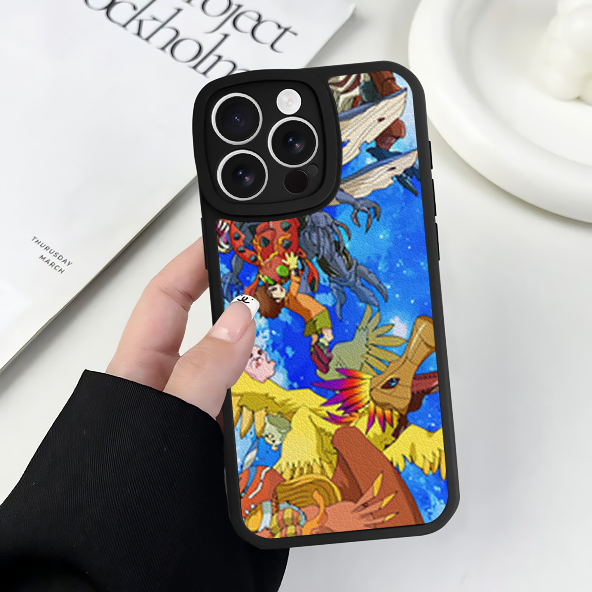 （画像用） Digimon デジタルモンスター/デジモン 【iPhone 16シリーズ対応】シリコンスマホケース（レザー調） 材質：シリコン